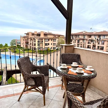 Sea View & Infinity Pool Apartments In Kaliakria Resort Balchik Exterior photo