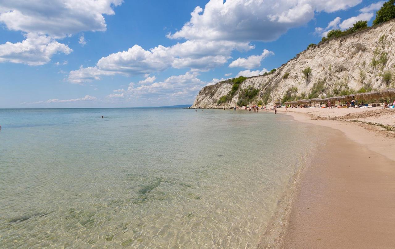 Sea View & Infinity Pool In Kaliakria Apartment *